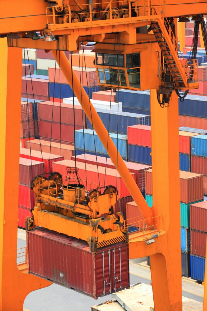 La transparencia y seguridad en la cadena de suministro maritimo gracias a blockchain Port Community System blockchain ¿Cómo puede mejorar la eficiencia del comercio marítimo?